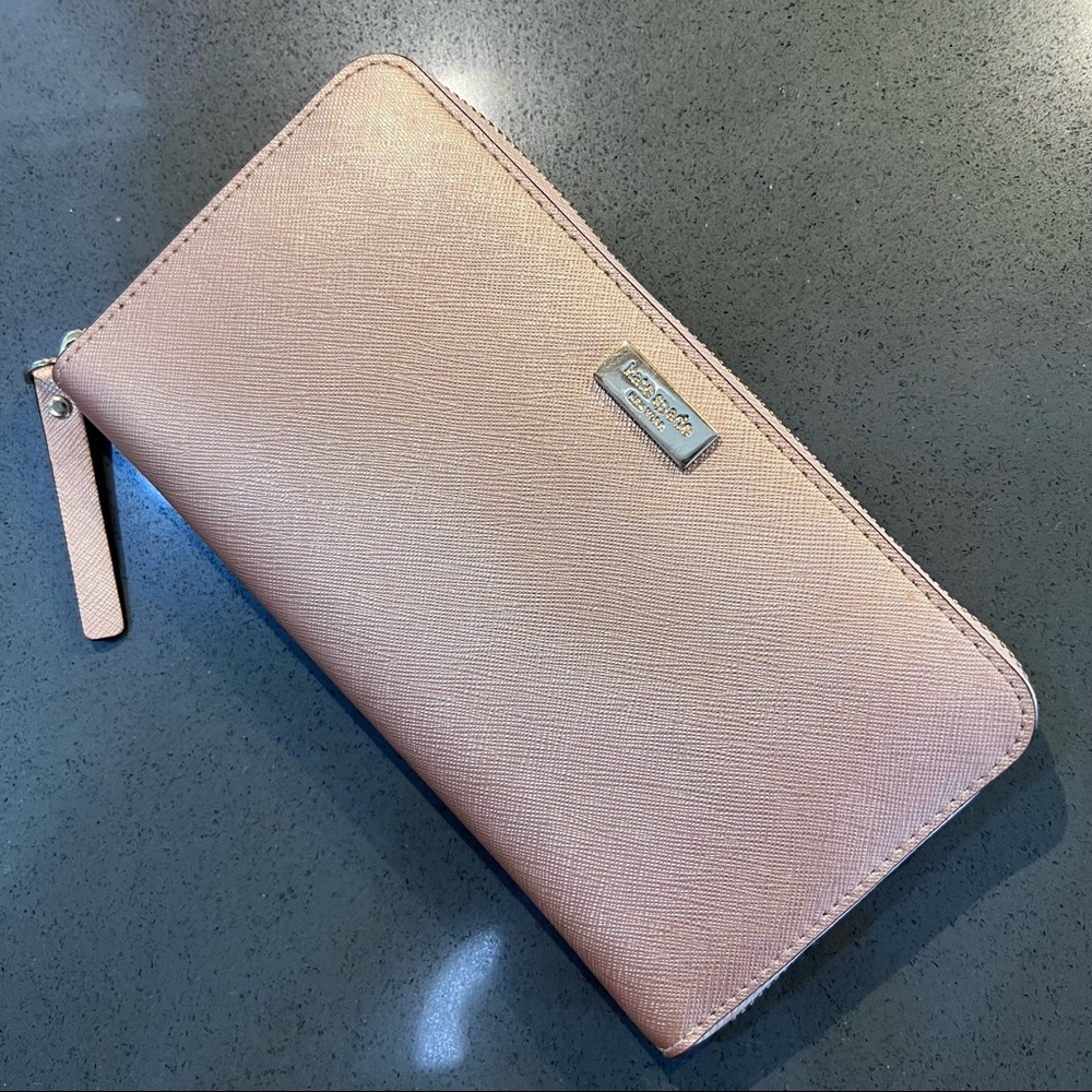 Kate Spade Neda Laurel Way Wallet